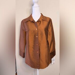 Karen Kane Lifestyle Silk Topaz Blouse Top Shirt 100 % Satin. Sz 10. NWT